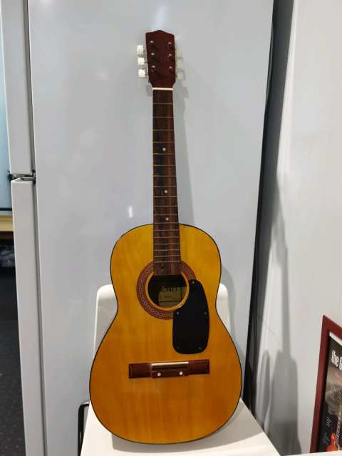 coronet classical guitar