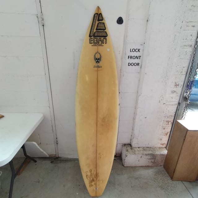 Signed Sam Egan Newcastle Triple fin surfboard. Surfing in Hamilton