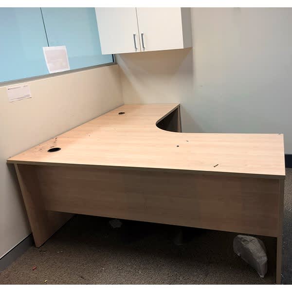 Our Price 150 RRP 500 Wooden Manager Desk Desks Gumtree Australia