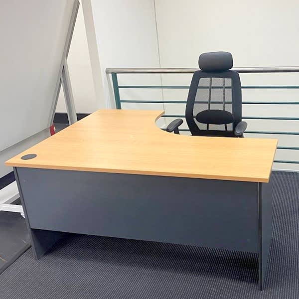 our price 160 RRP 250 Office Corner Desk With Privacy Screen Desks
