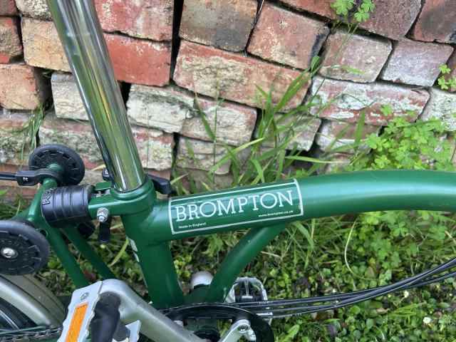 Brompton folding bike P6R dynamo lights rack bag - Other in Eltham VIC ...