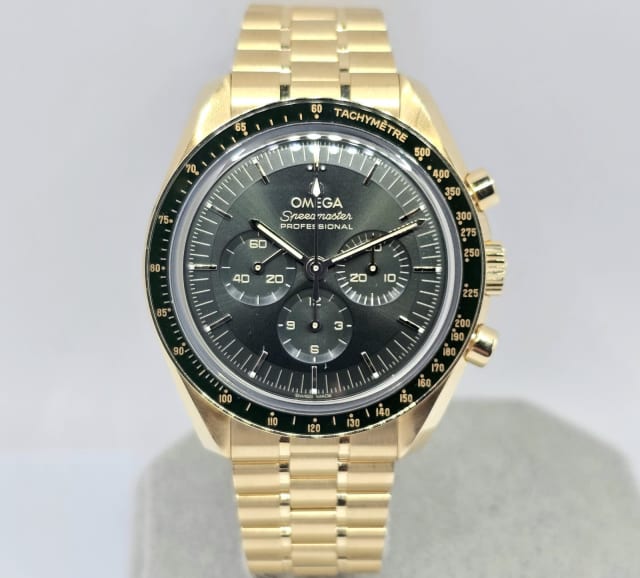 Omega Speedmaster Moonshine Green Dial 310.60.42.50.10.001 (2023) GST ...