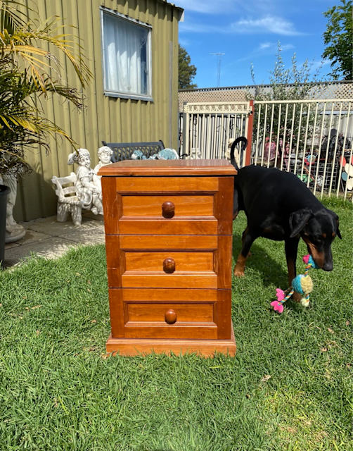 Vintage Bedside Drawers / Bedside Table. Made In Australia 🇦🇺 Bedside