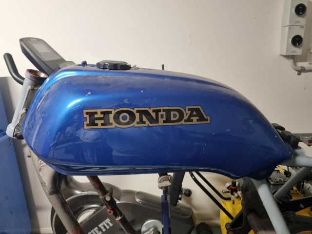 Honda CB900F fuel tank | Motorcycle & Scooter Parts | Gumtree Australia ...