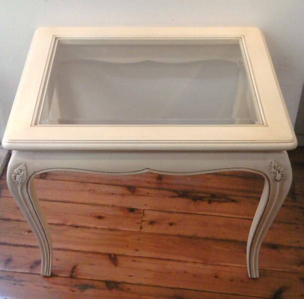 VINTAGE END/LAMP/SIDE TABLE Buffets & Side Tables Gumtree Australia