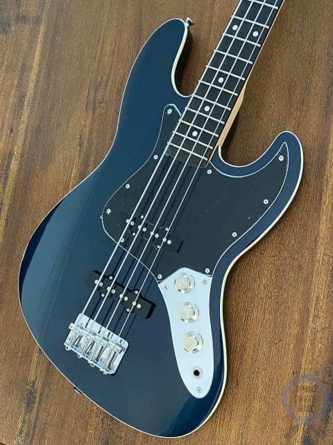 jazz bass in metal