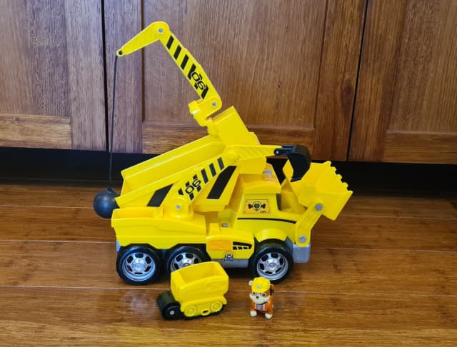 Paw patrol ultimate clearance rescue construction truck