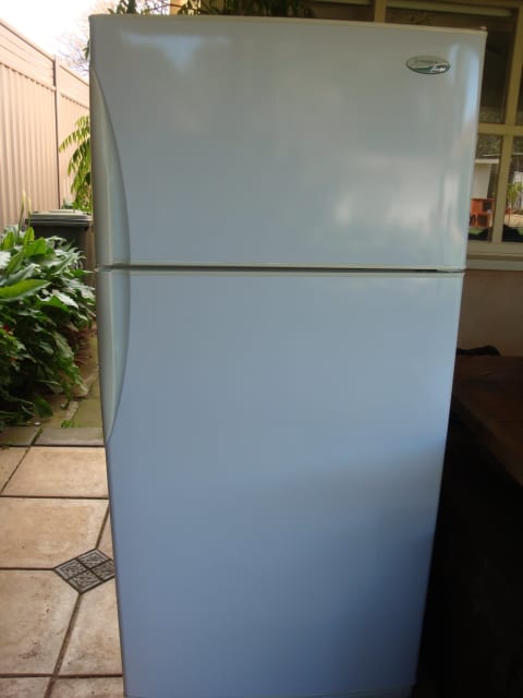 westinghouse freestyle fridge