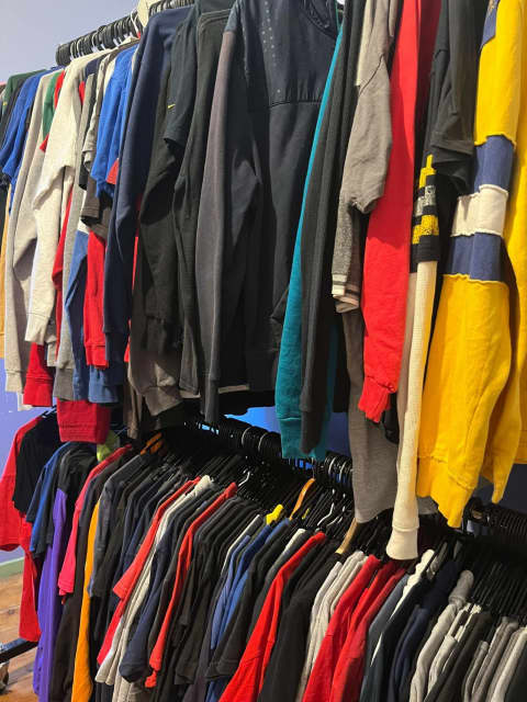 Wholesale Vintage T-Shirts, Jackets & Sweaters, Tops, Gumtree Australia  Darebin Area - Preston