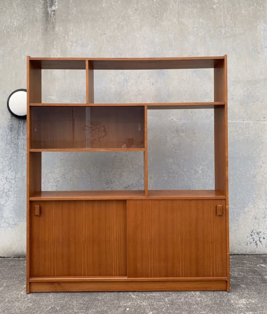 AMAZING TEAK VINTAGE MID CENTURY SIDEBOARD WALL UNIT ROOM DIVIDER