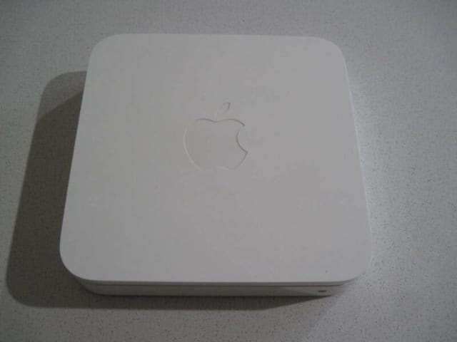 Apple AirPort Extreme Base Station, Model No. A1301, no power supply ...