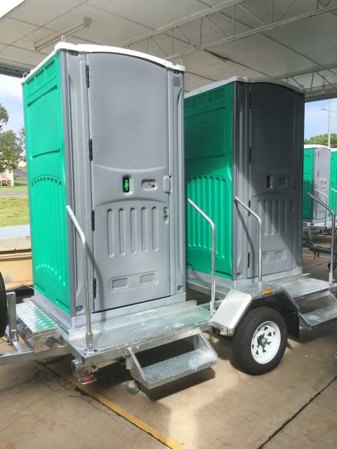 TANDEM PORTABLE TOILETS AND TRAILER READY FOR USE PAIR | Trailers ...