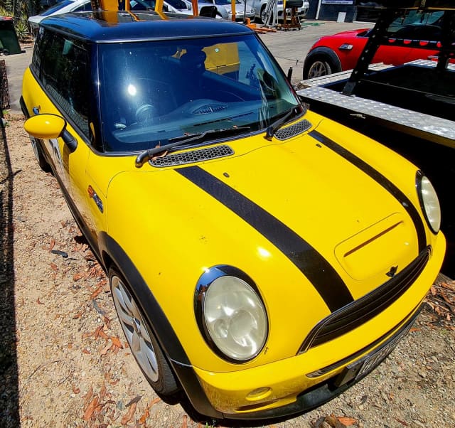 MINI Cooper S R53 2002 Manual Wrecking 179060 KMs Wrecking Gumtree