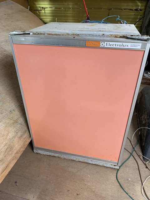 electrolux gas electric caravan fridge