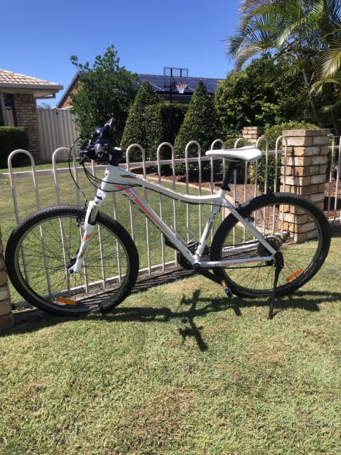 ladies mountain bike medium