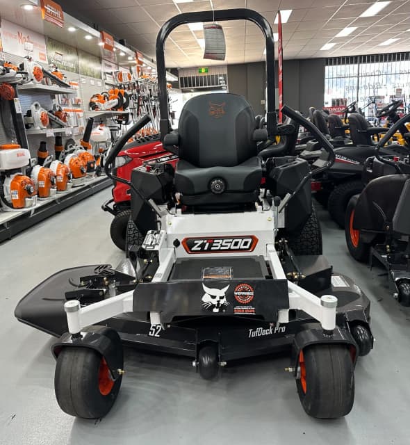 BOBCAT ZT3500 52 DECK ZERO TURN MOWER IN STOCK SAVE 900 Lawn Mowers