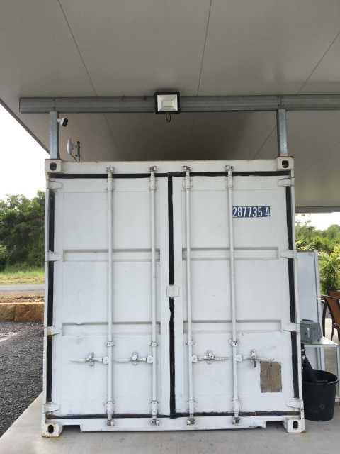 Shipping Container Corner lock riser posts QLD Insulated roofing Panel ...