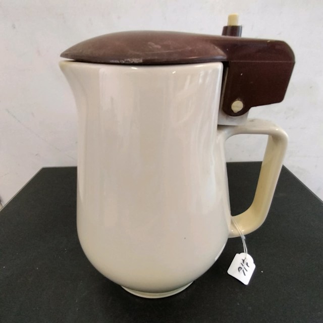 Retro 1980s NPA Australian made ceramic electric jug. Collectables