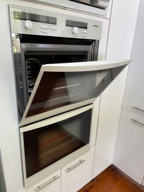 miele wall oven white