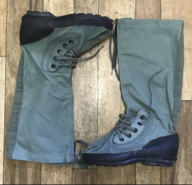 Survival Boots Extreme Cold Weather N1B suits size up to 9.5 au