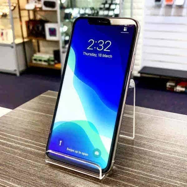 iPhone XS 256G Silver Good Condition Warranty NO SIM LOCK Tax Invoice