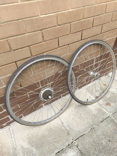 vintage 27 inch bicycle wheels