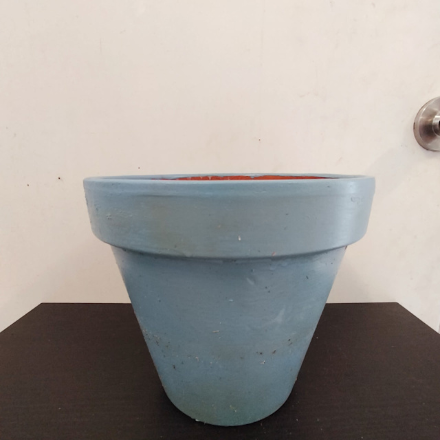 Grey painted terracotta plant pot with drainage hole. Pots & Garden