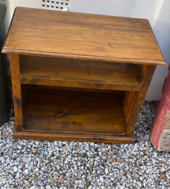 Solid wood tv entertainment unit or book shelf Entertainment & TV