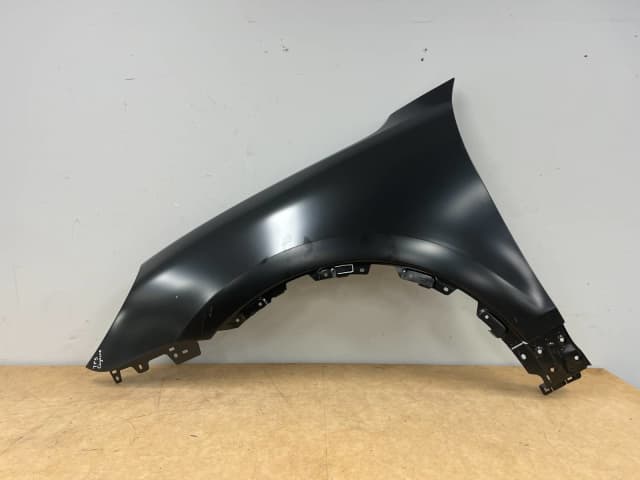 Porsche Cayenne 7P5 Front Left Wing Fender Guard - 7P5821305 | Other ...