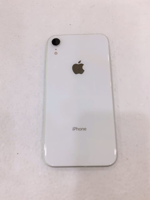 iPhone XR, 64GB comes with warranty | iPhone | Gumtree Australia
