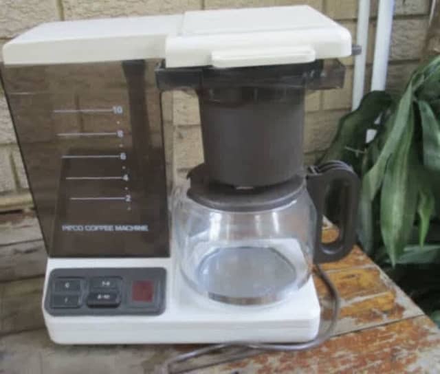 Quality white Pifco coffee machine, Model 4904 Filter coffee Coffee