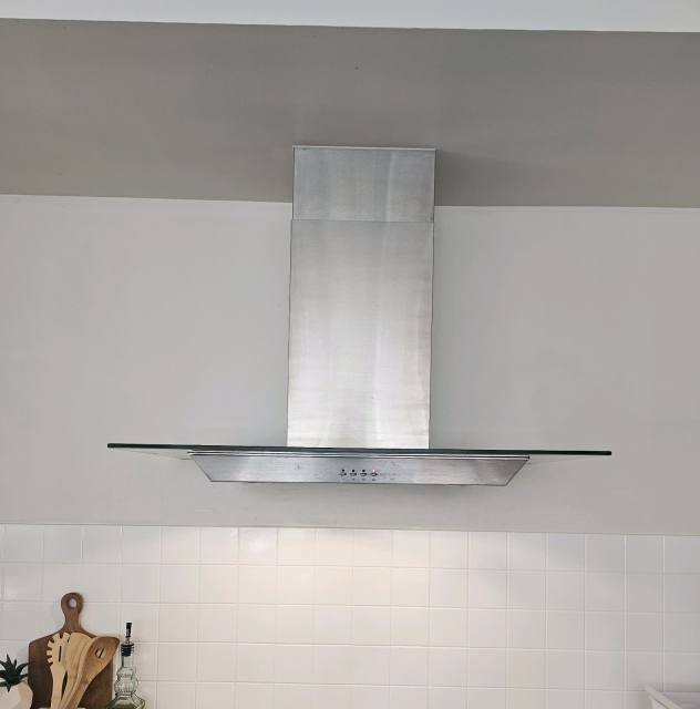 Baumatic Kitchen GLASS Flat CANOPY 900cm Rangehood Cooktops