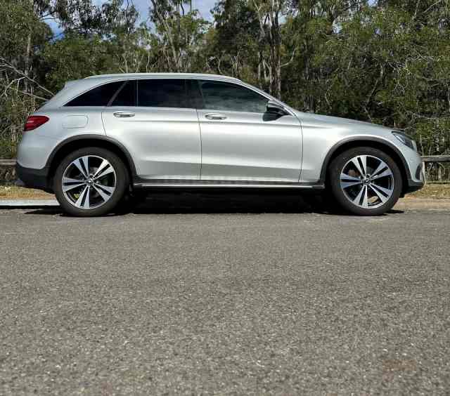 2017 MERCEDESBENZ GLC 250 9 SP AUTOMATIC 4D WAGON Cars, Vans & Utes