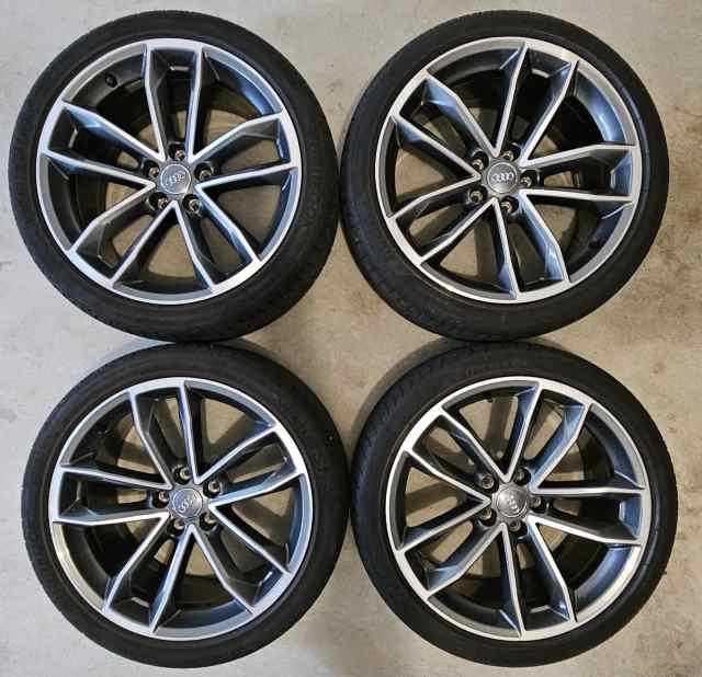 Genuine Audi S5 19 Inch Rims Set 