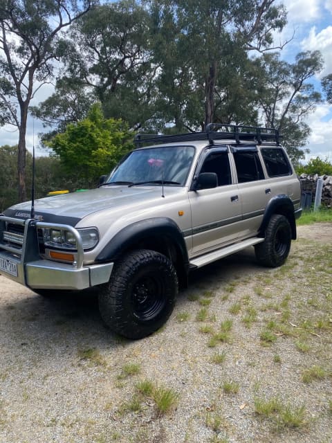 1993 Toyota LandCruiser GXL (4x4) 5 SP MANUAL 4x4 4D WAGON | Cars, Vans ...