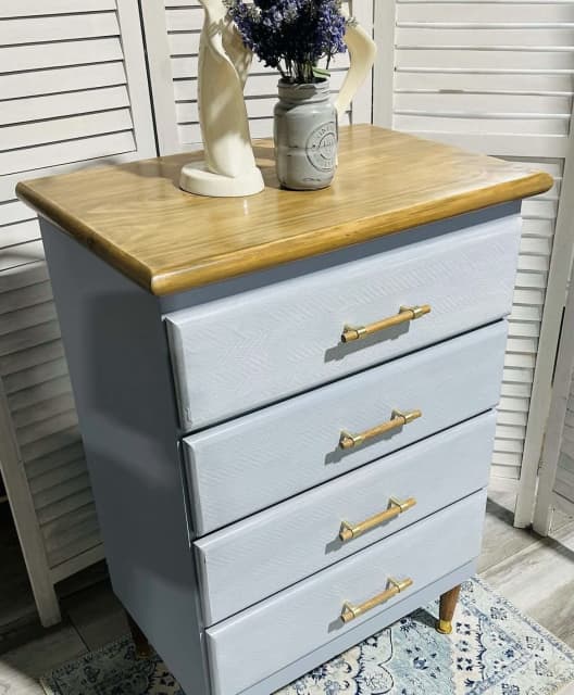 Contemporary 4 drawer tall dresser Dressers & Drawers Gumtree