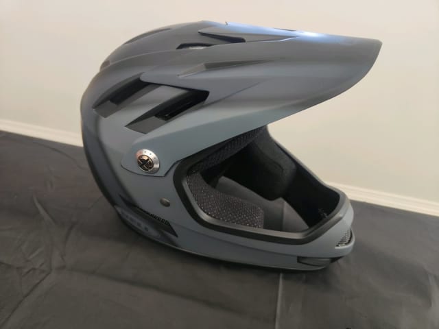 Bell sanction helmet sales australia