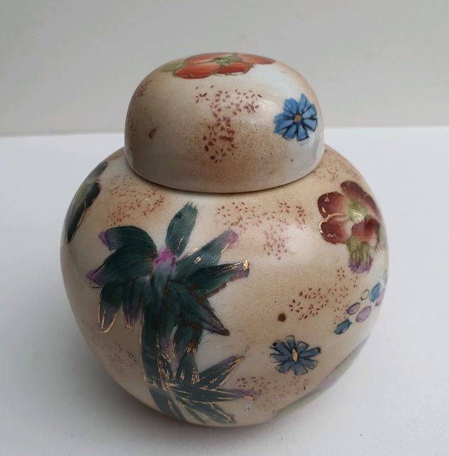 Japanese satsuma painted ginger jar Collectables Gumtree Australia