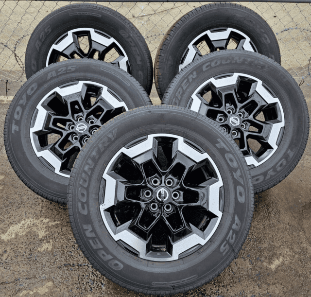 5x 18 Genuine Nissan Navara Wheels & Tyres Suit NP300 D40 D23 18x7