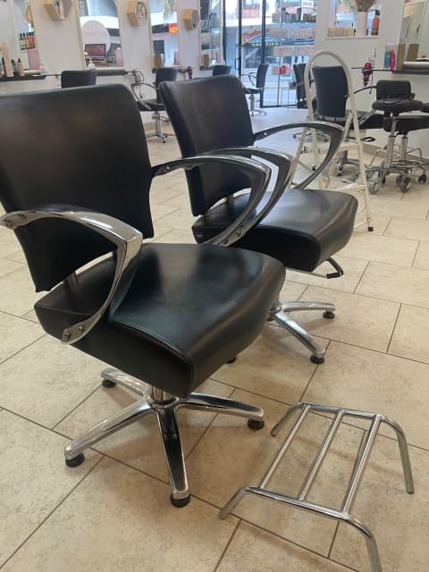 joiken salon chairs