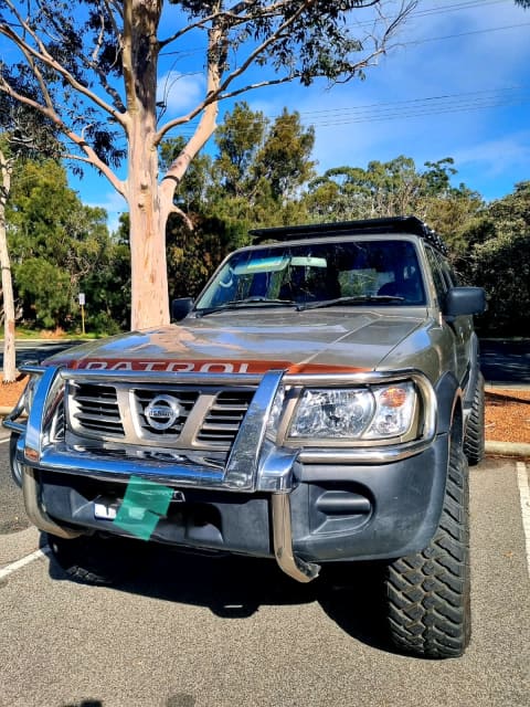 2001 NISSAN PATROL ST (4x4) 5 SP AUTO SPORTS SHIFT 4D WAGON, 7 seats G ...