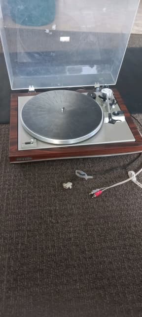 claren old record player