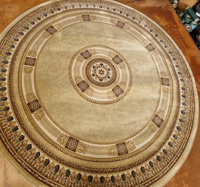 Luxury circular rug made in Turkey 2m diameter Rugs & Carpets