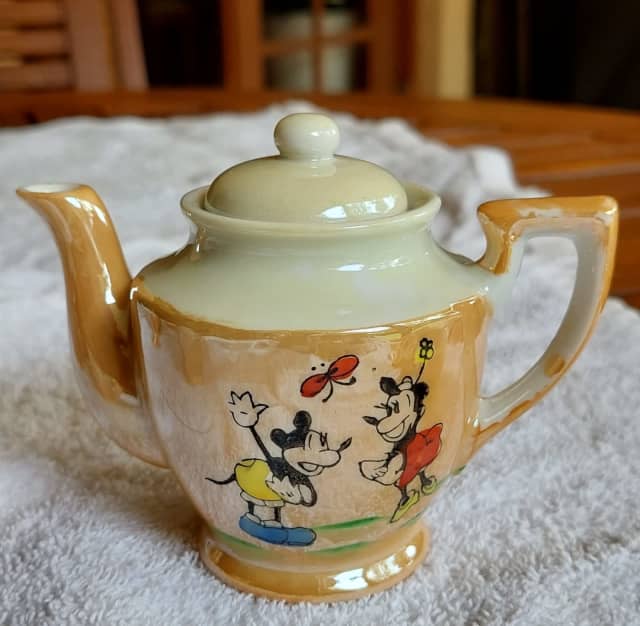 Vintage/Antique Rare c.1930s Childs Mickey Mouse Lustreware Tea Set