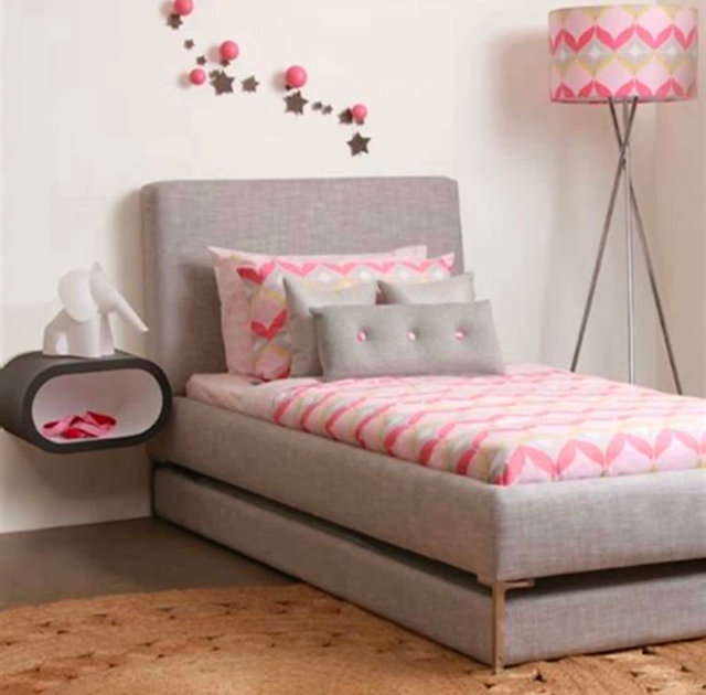 Designer kids Lilly and Lolly raspberry ripple quilt cover and pillow