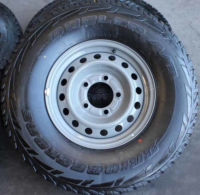 16 INCH GENUINE TOYOTA LAND CRUISER 79 SERIES 23 MOD WHEELS & TYRES
