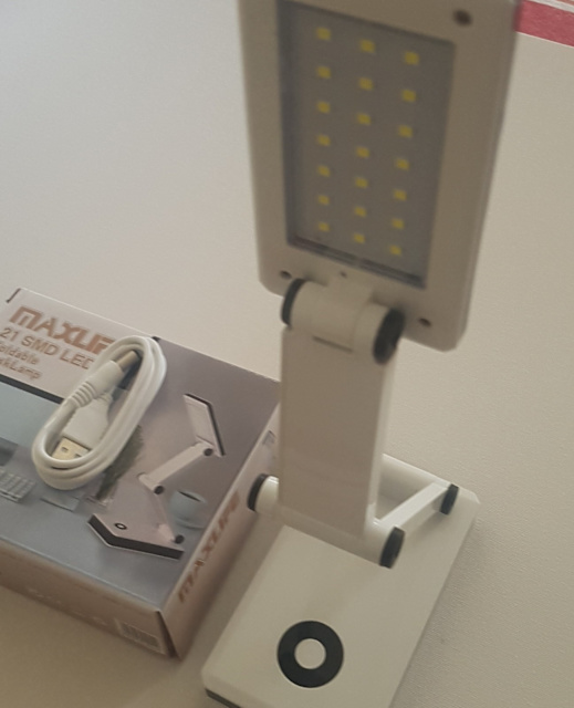 Foldable Desk Lamp 100 Lumens Table & Desk Lamps Gumtree Australia