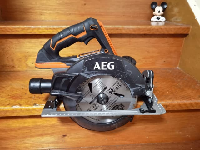 Aeg 18v 184mm brushless best sale deep cut circular saw