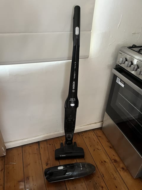 bosch serie 2 rechargeable stick vacuum cleaner bchf220gau