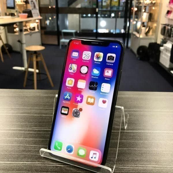 Iphone Showing No Sim